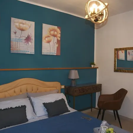 Solemare - Camera Mirto Guest house *